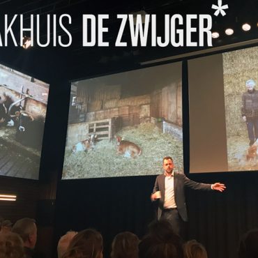 Op het podium van Pakhuis